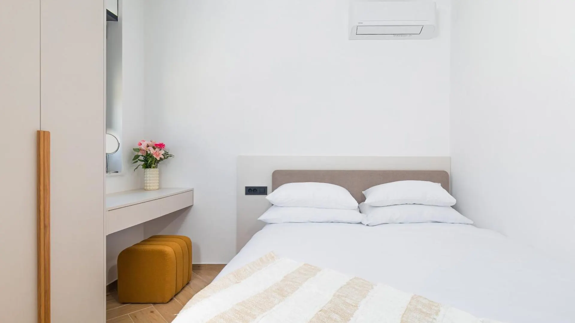 Luxury Apartment Lariv Krk Town