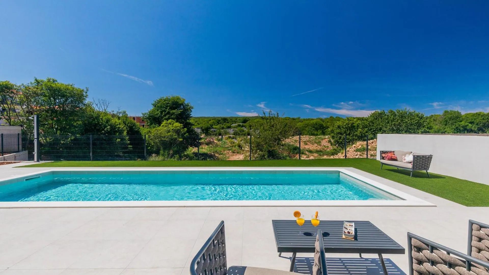 Luxury Apartment Lariv Krk Town Croatia