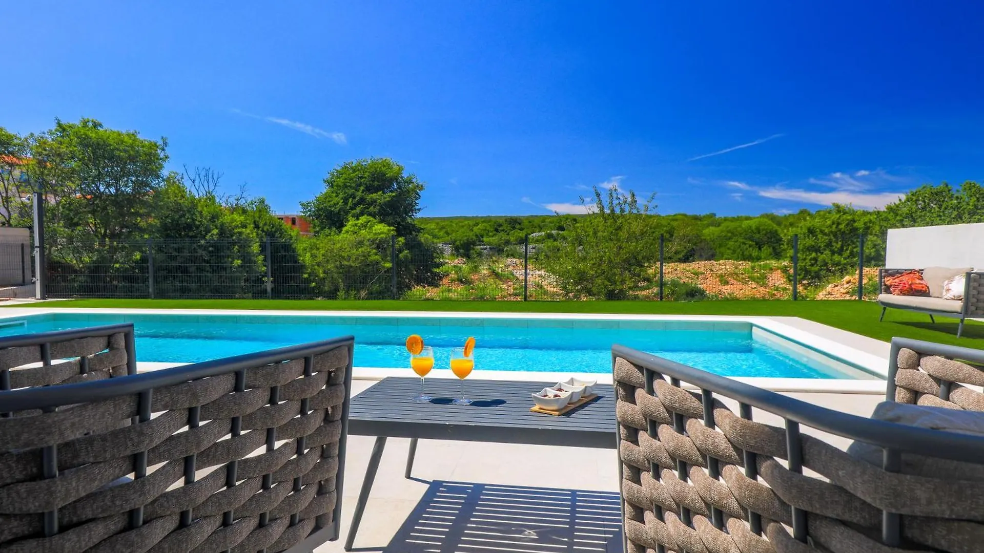 Luxury Apartment Lariv Krk Town